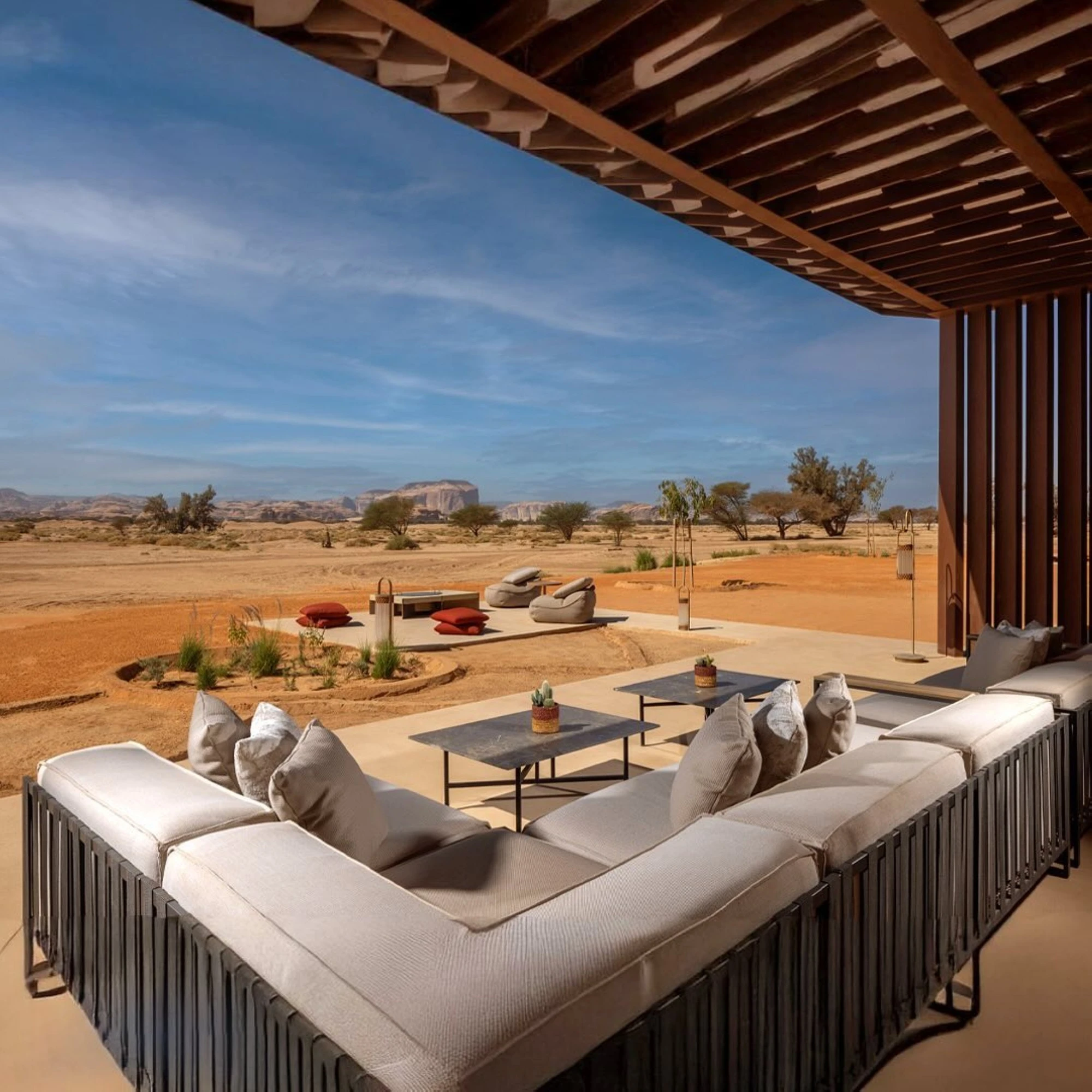 Saudi Arabia luxury private tour